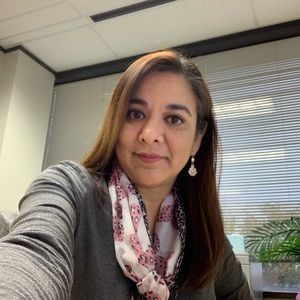 Meet your Posher, Julie